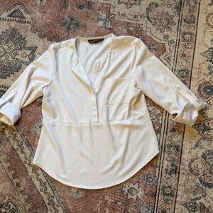 Chic White Women's 3/4 Sleeve Blouse